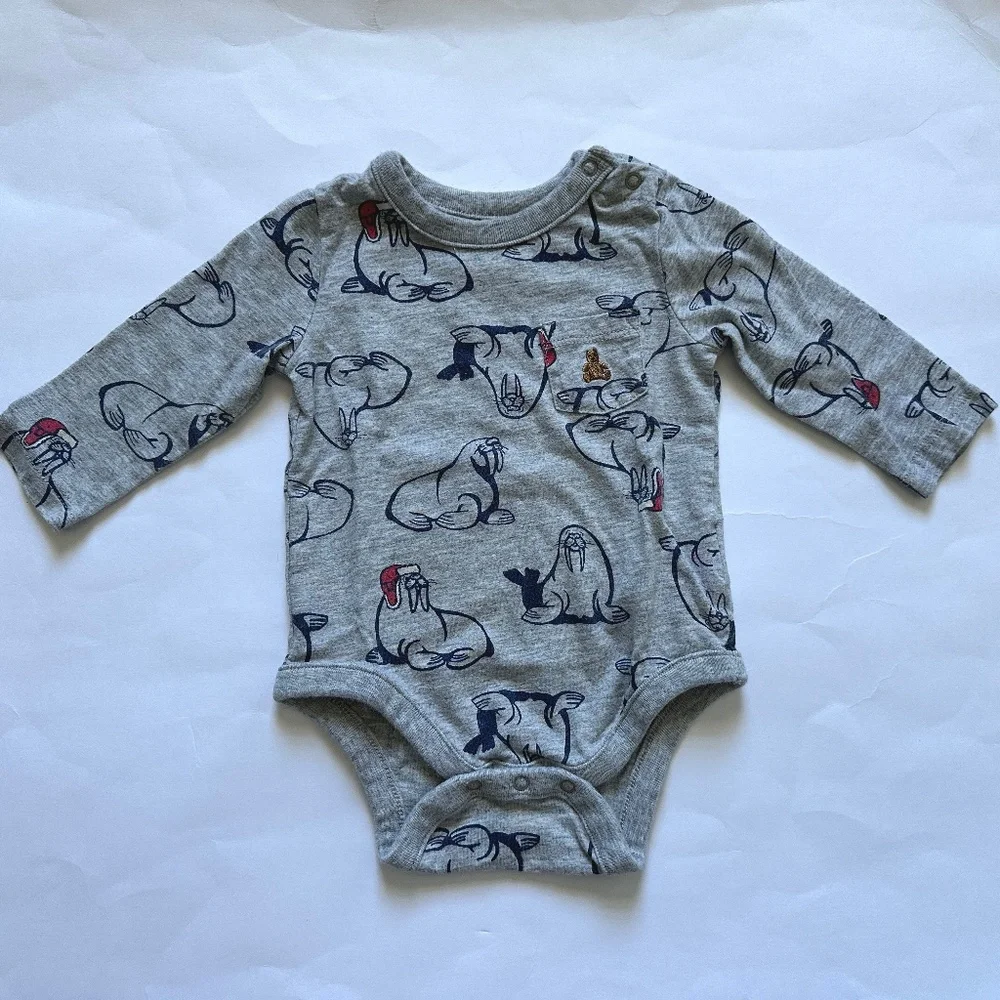 Baby Gap Long Sleeve Onesie Grey Navy Size 3-6M Winter